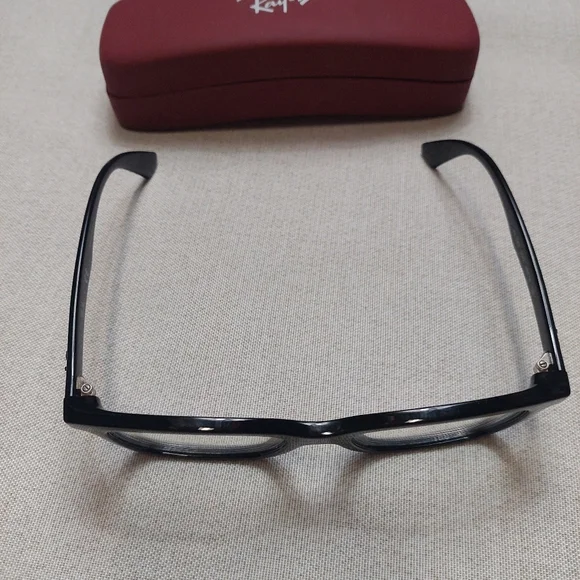 Ray-Ban Optic Kids Black Glasses with Red Case - Picture 2 of 7